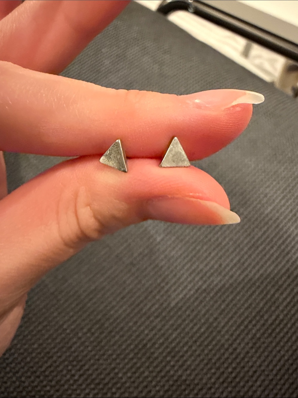 triangle studs - Picture 1 of 2